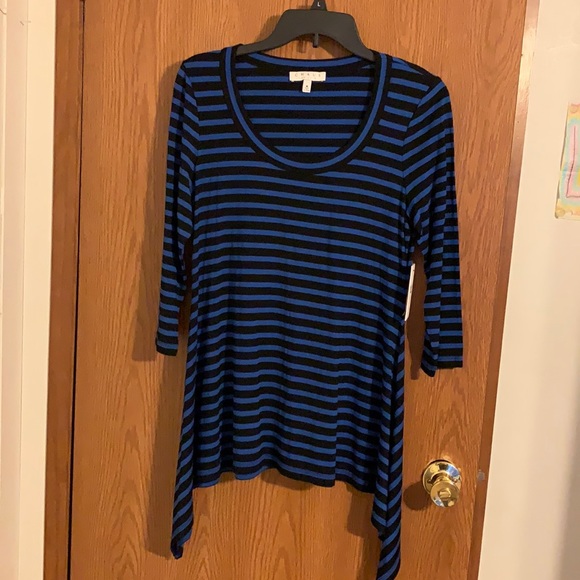 Top - Picture 1 of 4